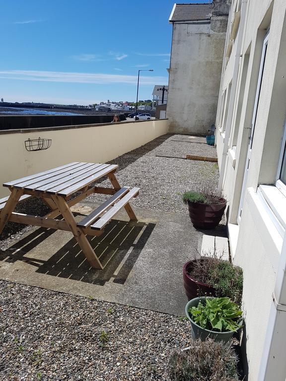1 Derby Court Castletown Apartment Bagian luar foto